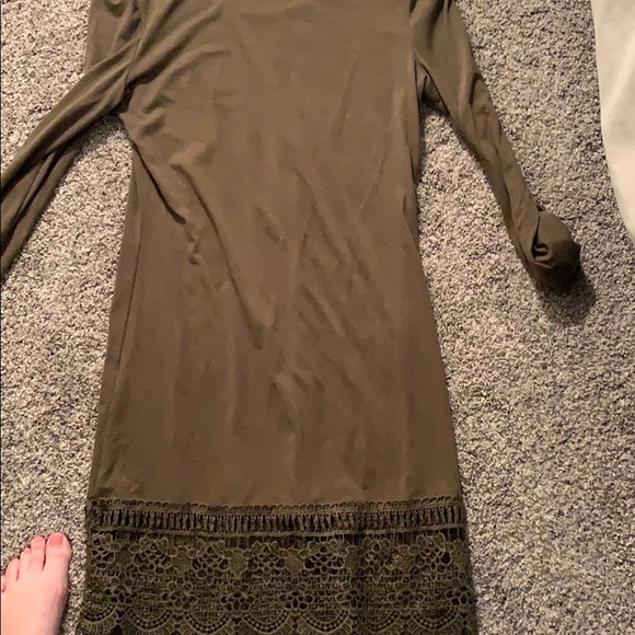 Long green dress - Picture 4 of 4